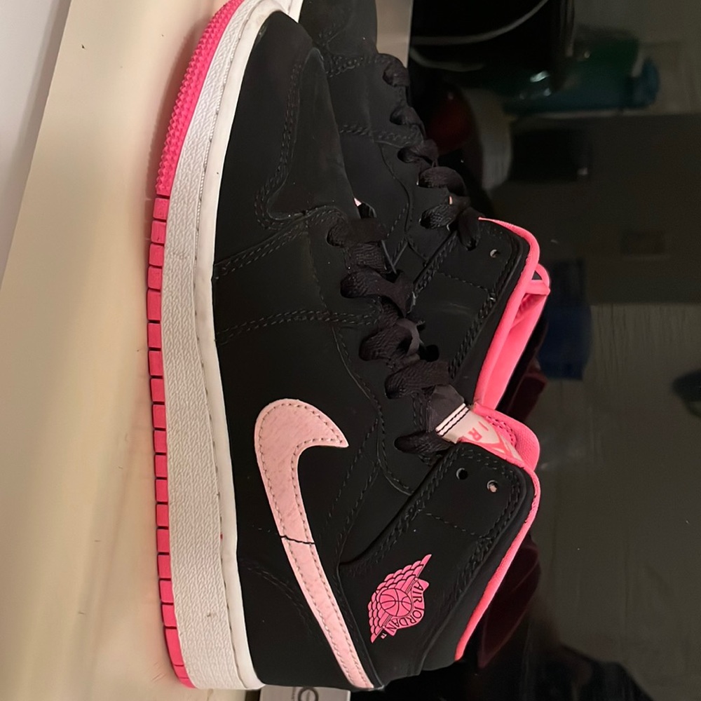 Jordan Mid Girls